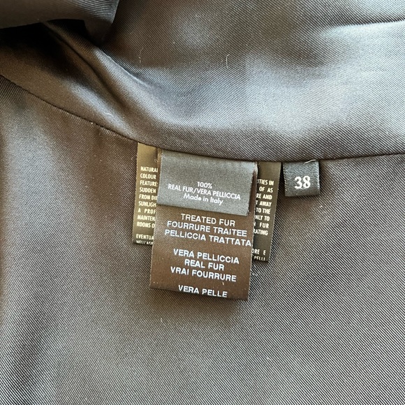 ‼️AUTHENTIC‼️ GUCCI Fur Coat - Picture 9 of 10